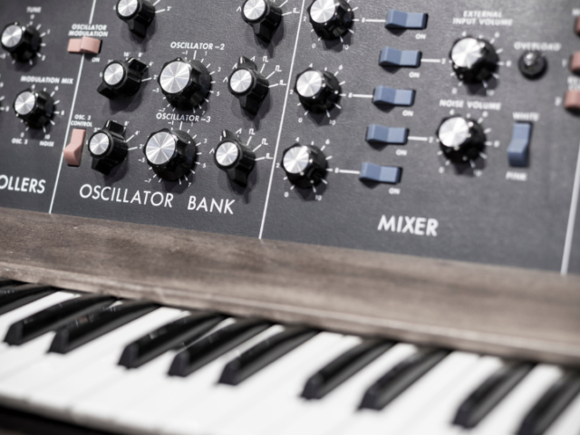 Storia della musica elettronica tutto quello che c’è da sapere